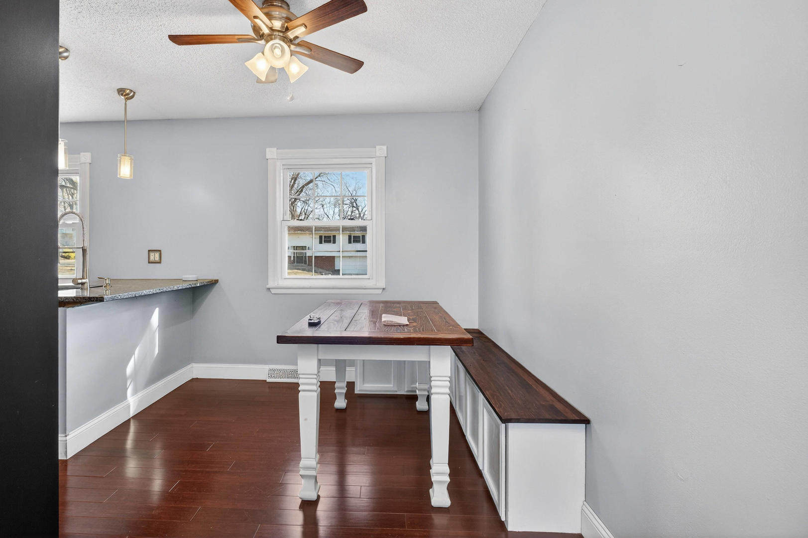 503 Bush Street Reynolds, IL 61279 - Photo 8 of 28