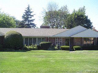 497 Ballantyne Road Grosse Pointe, MI 48236 - Photo 1 of 1 exterior