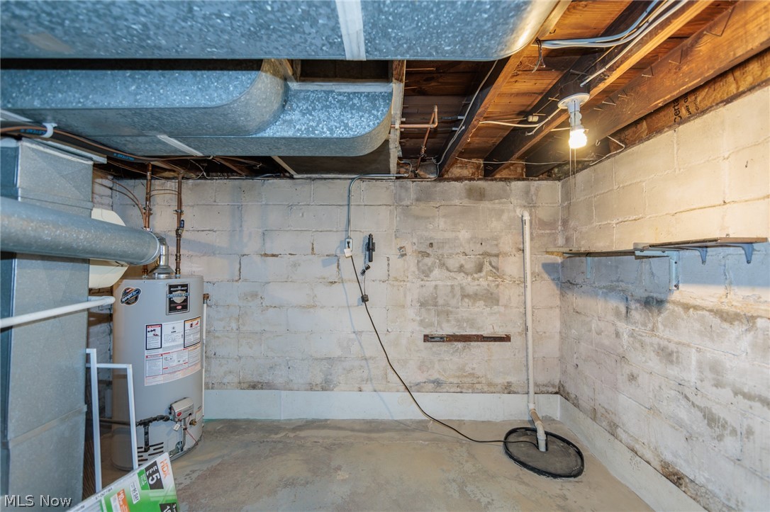983 Dan Street Akron, OH 44310 - Photo 41 of 46