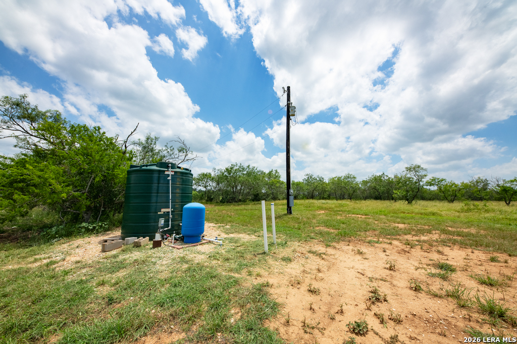 1393 Fox Trotter Road Seguin, TX 78155 - Photo 5 of 46