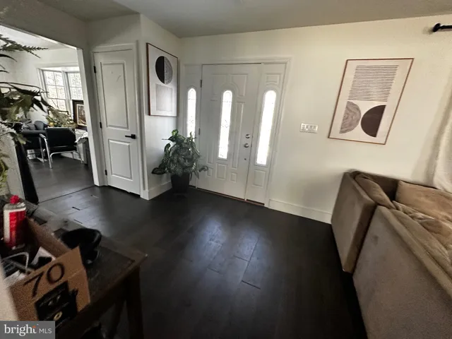 $580,000 | 14 Quartz Mill Road, Newark, DE 19711