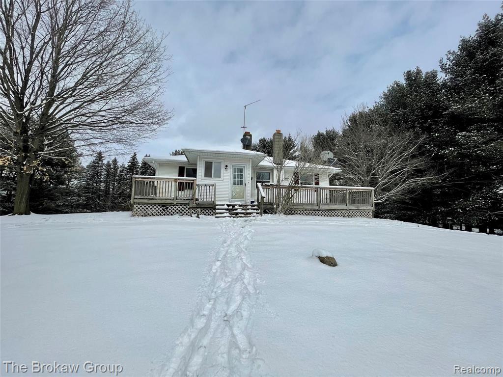 9200 Schrepfer Road Howell, MI 48855 - Photo 12 of 58