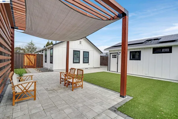 $1,199,888 | 1861 Linden Street, Livermore, CA 94551