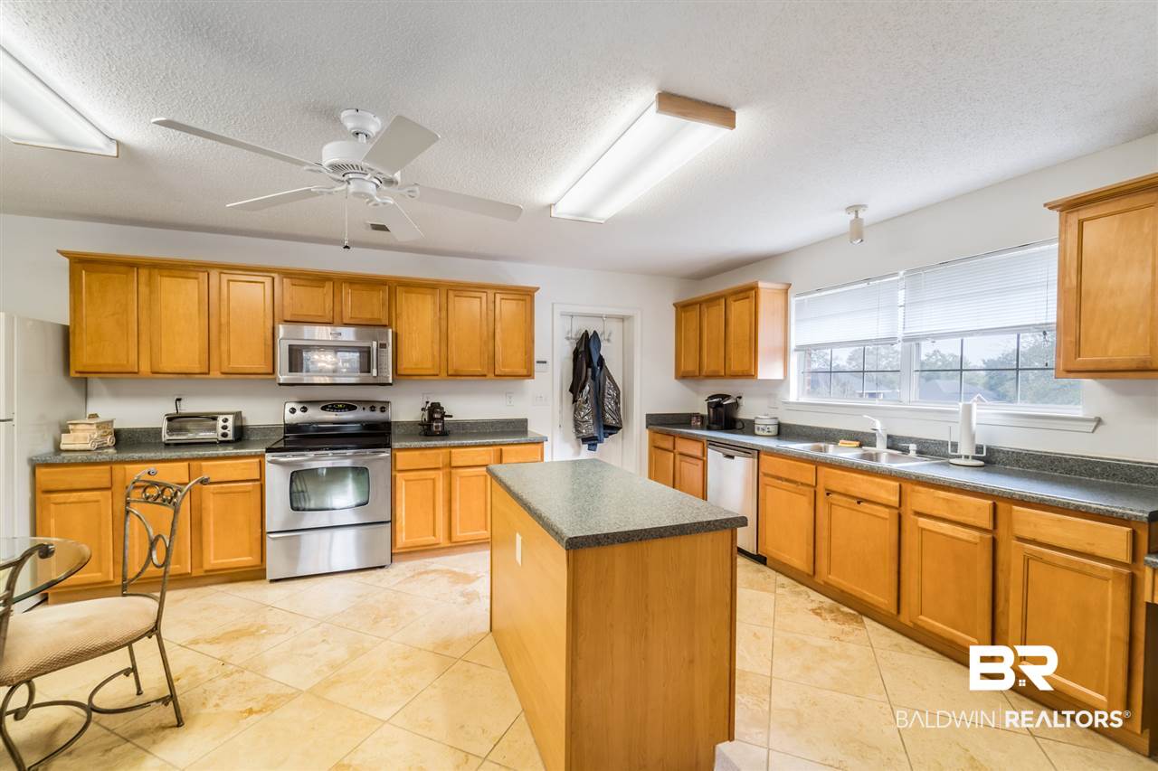 7225 Bridgemill Drive Mobile, AL 36619 - Photo 14 of 32