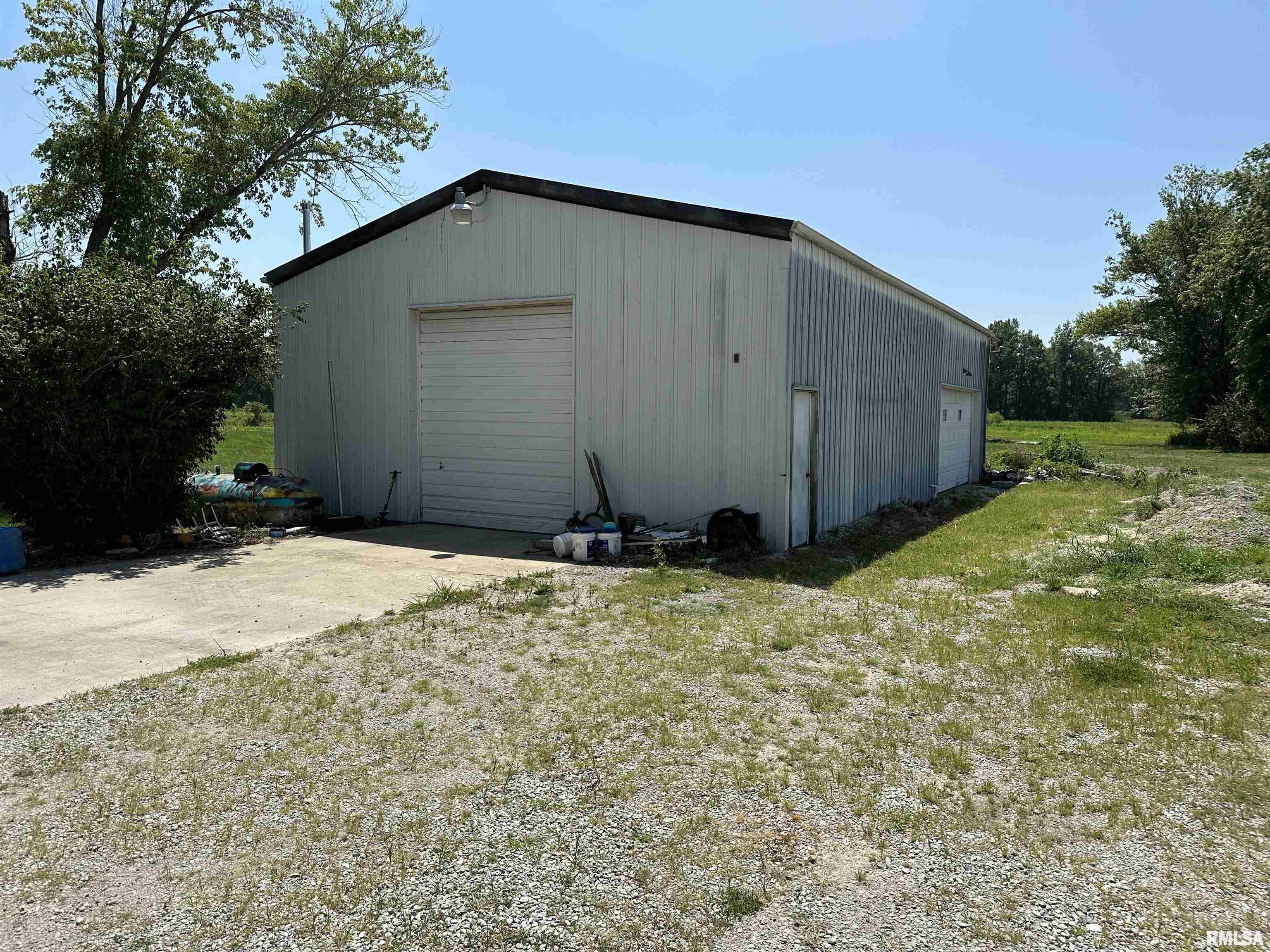2480 Red Stripe Road Odin, IL 62870 - Photo 21 of 34