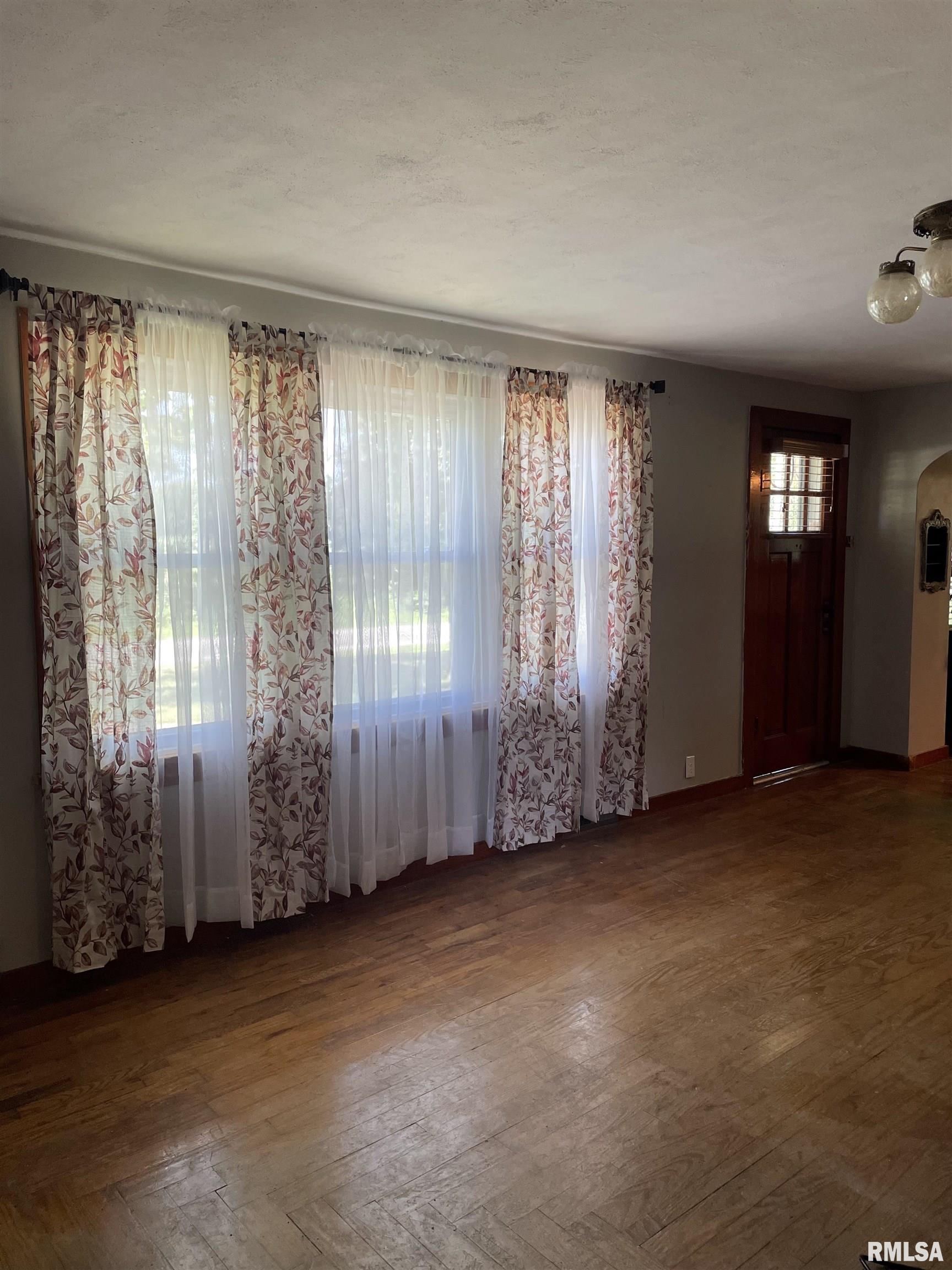2480 Red Stripe Road Odin, IL 62870 - Photo 8 of 34