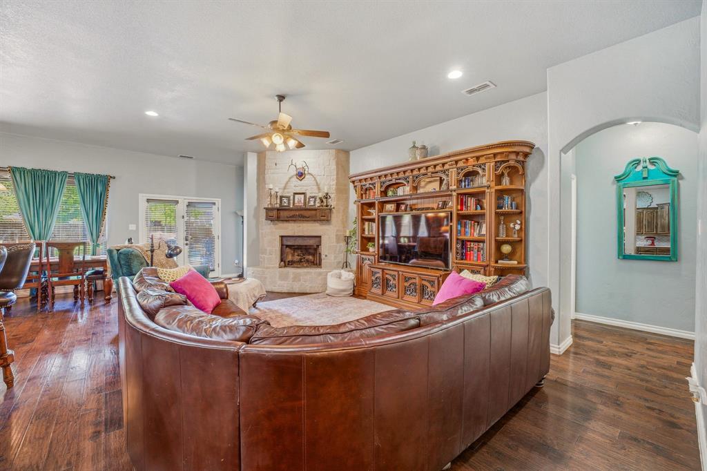 315 Timber Ridge Road Graham, TX 76450 - Photo 6 of 37