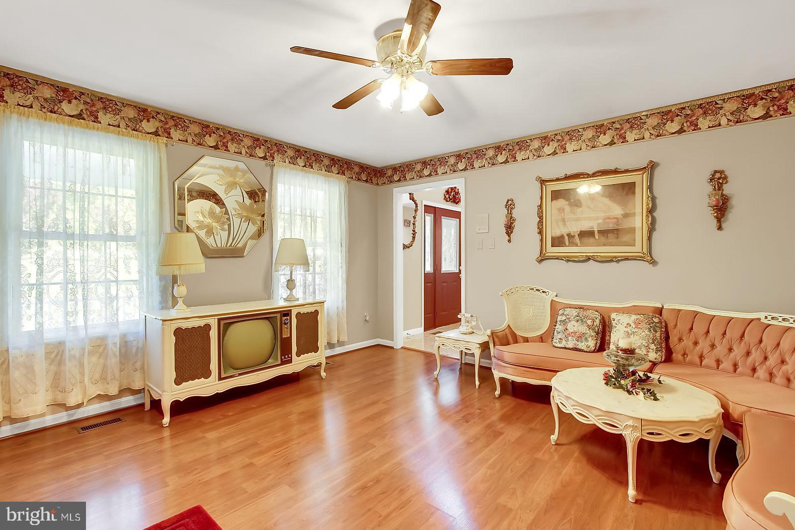 4030 Back Woods Road Westminster, MD 21158 - Photo 12 of 43 Gallery Image 12