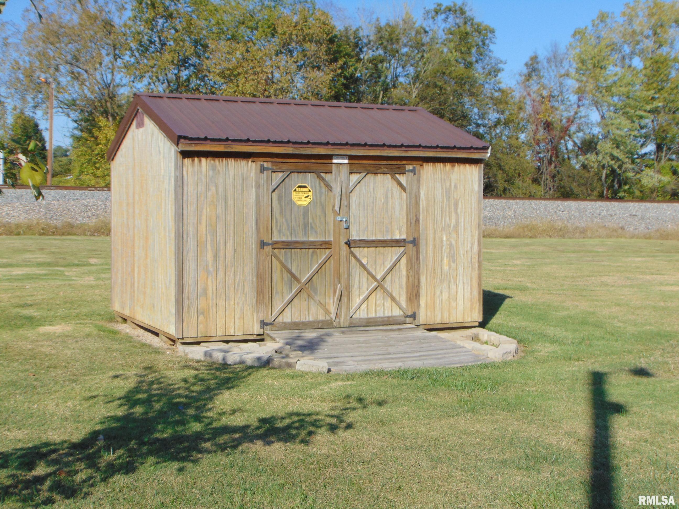 7 Chamnesstown Road Elkville, IL 62932 - Photo 17 of 17