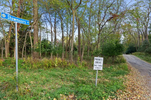 $775,000 | 6644 North Shawmoors Drive, Chenequa, WI 53029