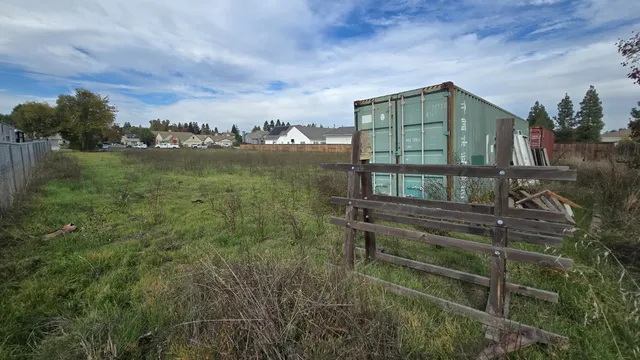 a view of a green field
