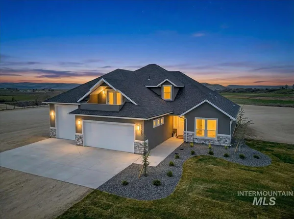 $998,900 | 25773 Clydesdale Lane, Parma, ID 83660