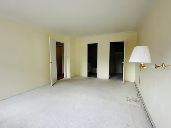 $2,500 | 5757 North Sheridan Road, Unit 17H, Chicago, IL 60660