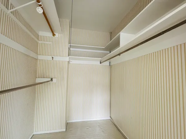 $2,500 | 5757 North Sheridan Road, Unit 17H, Chicago, IL 60660