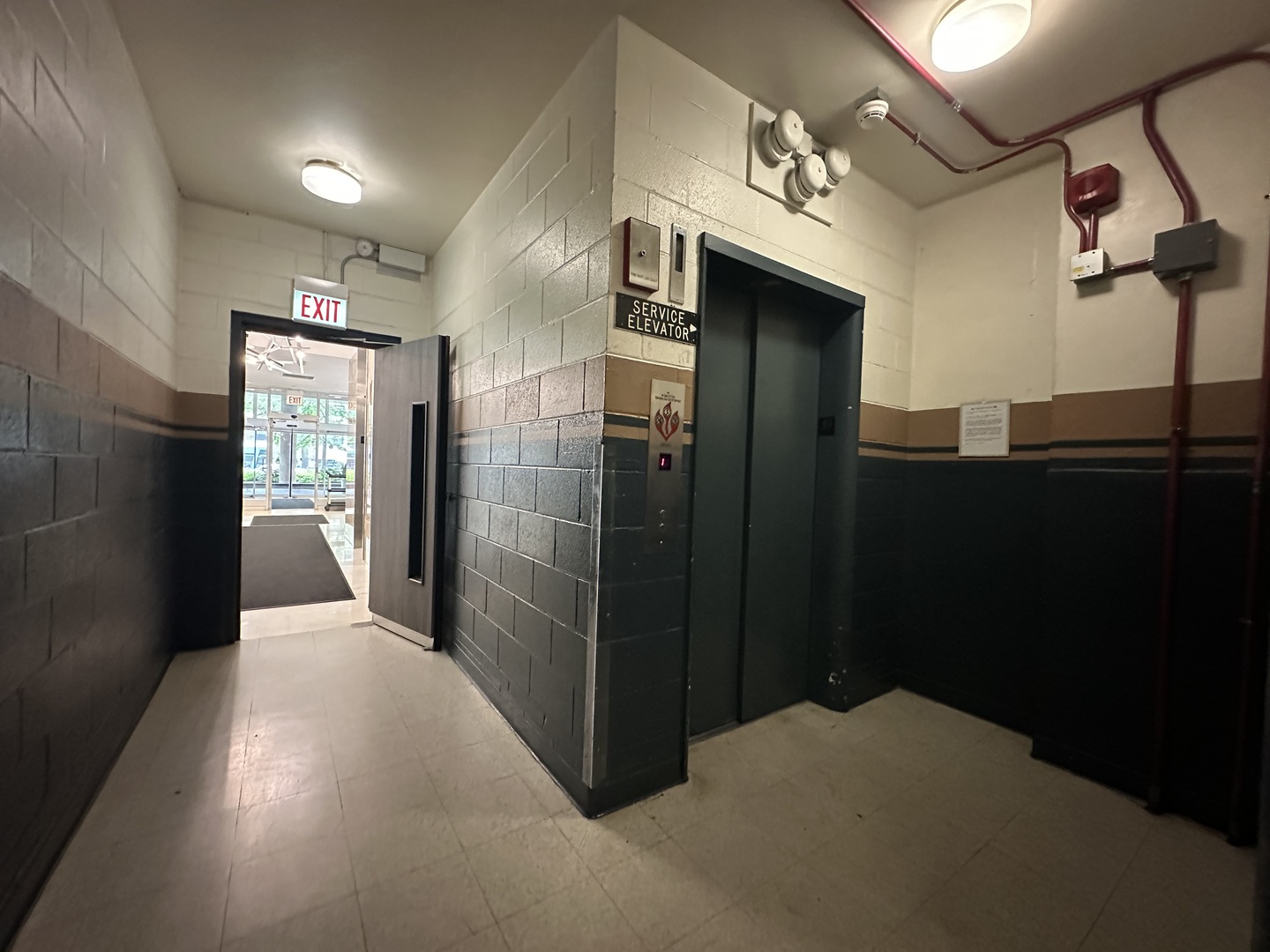 5757 North Sheridan Road, Unit 17H Chicago, IL 60660 - Photo 20 of 25