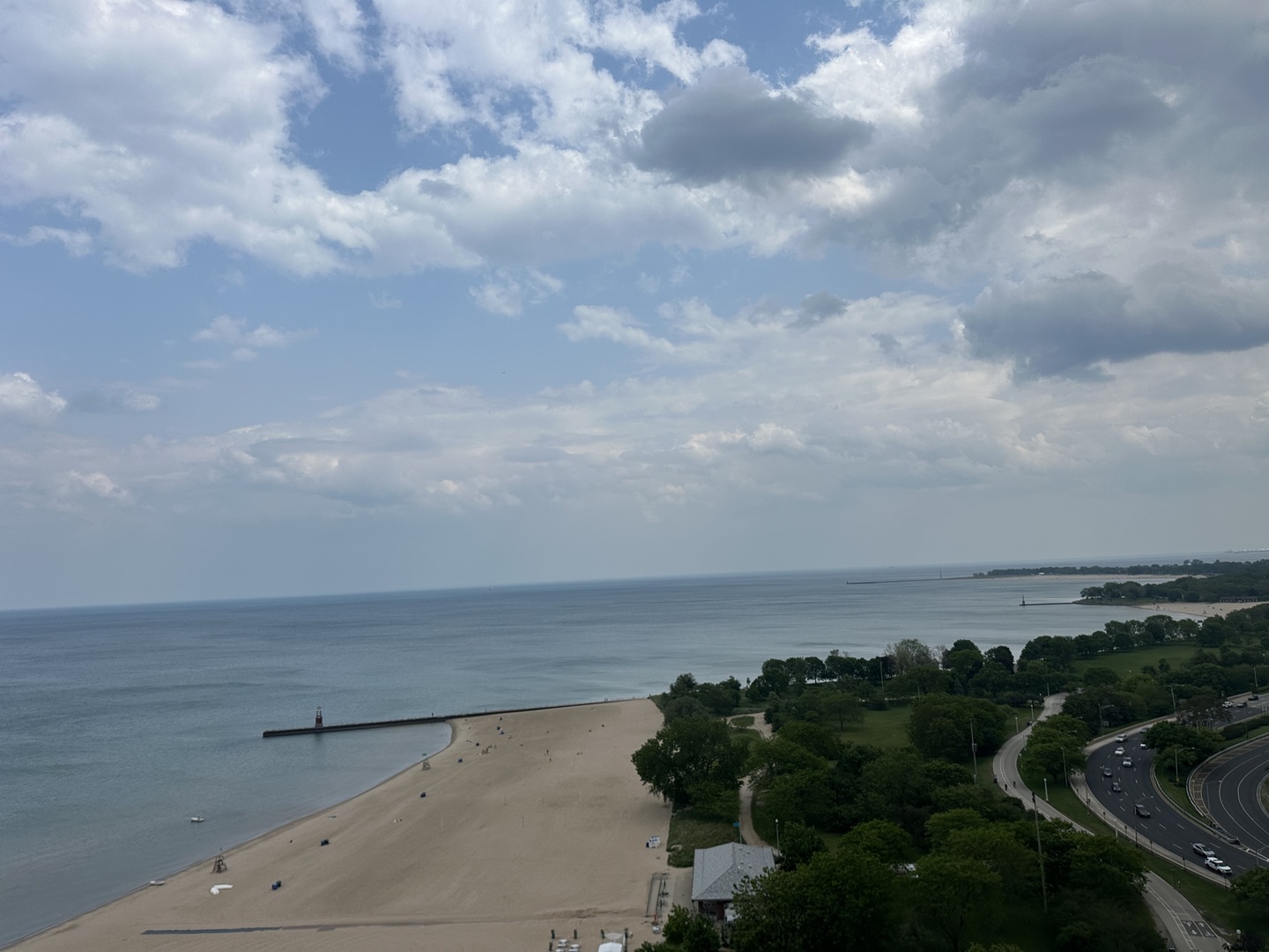 5757 North Sheridan Road, Unit 17H Chicago, IL 60660 - Photo 25 of 25 a view of city and ocean