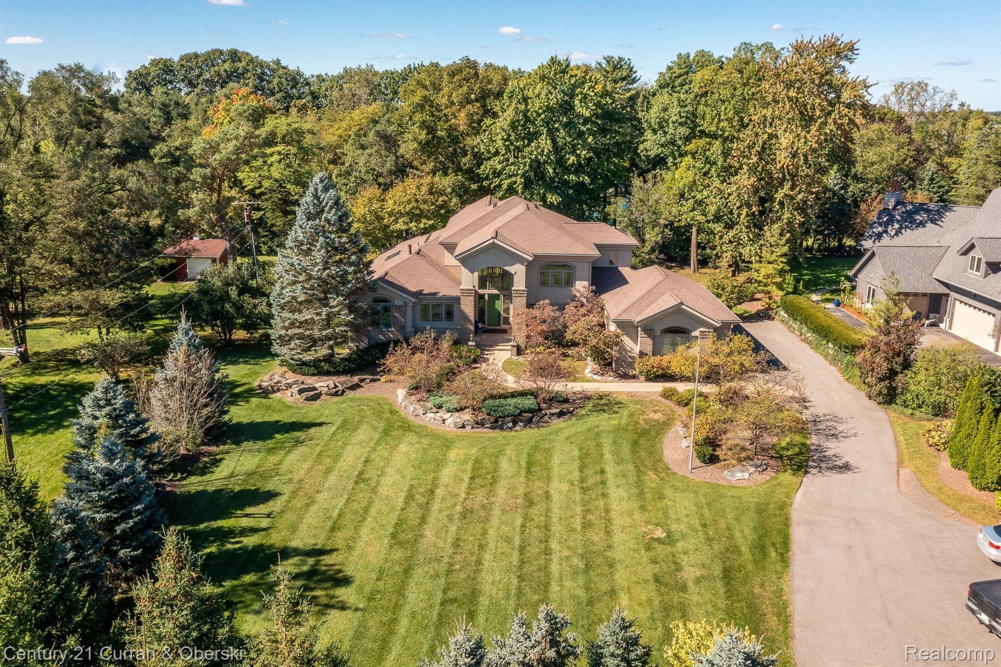 11449 North Ridge Road Plymouth, MI 48170 - Photo 5 of 59