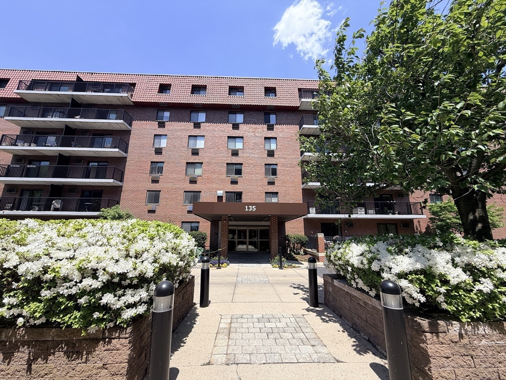 135 Pleasant Street, Unit 308 Brookline, MA 02446 - Photo 18 of 18