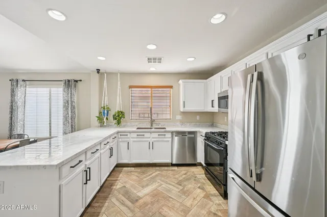 $460,000 | 27415 North 63rd Drive, Phoenix, AZ 85083