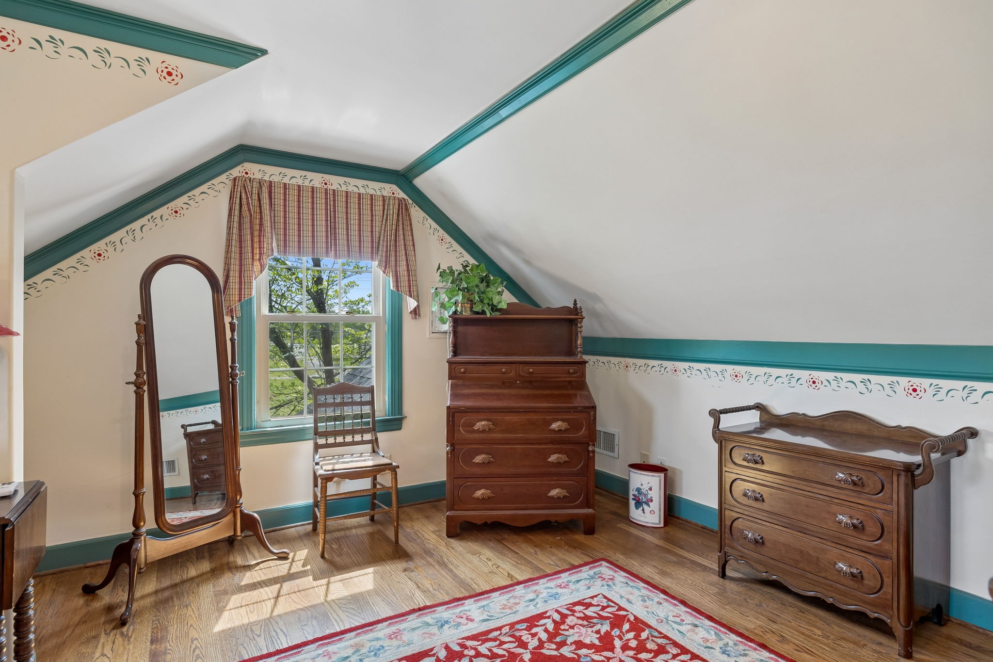 3120 Knobdale Road Nashville, TN 37214 - Photo 35 of 65 a view of room with furniture and a window