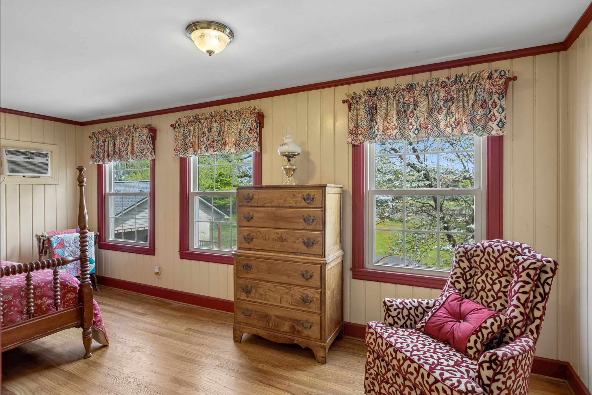 3120 Knobdale Road Nashville, TN 37214 - Photo 42 of 65 a bedroom with a bed and a chair