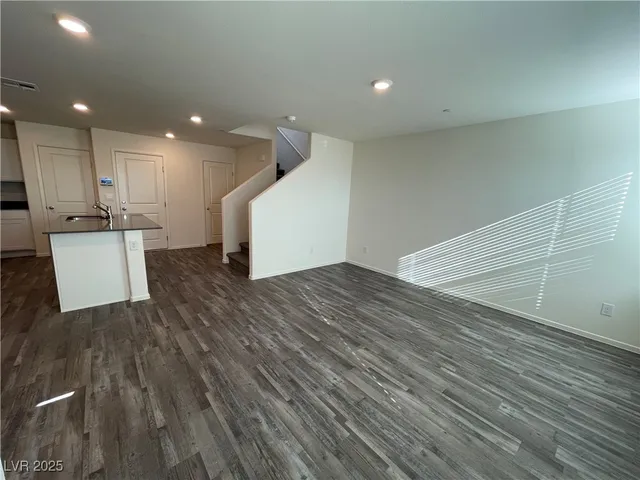 $2,450 | 4919 Olive Mesa Avenue, Las Vegas, NV 89139