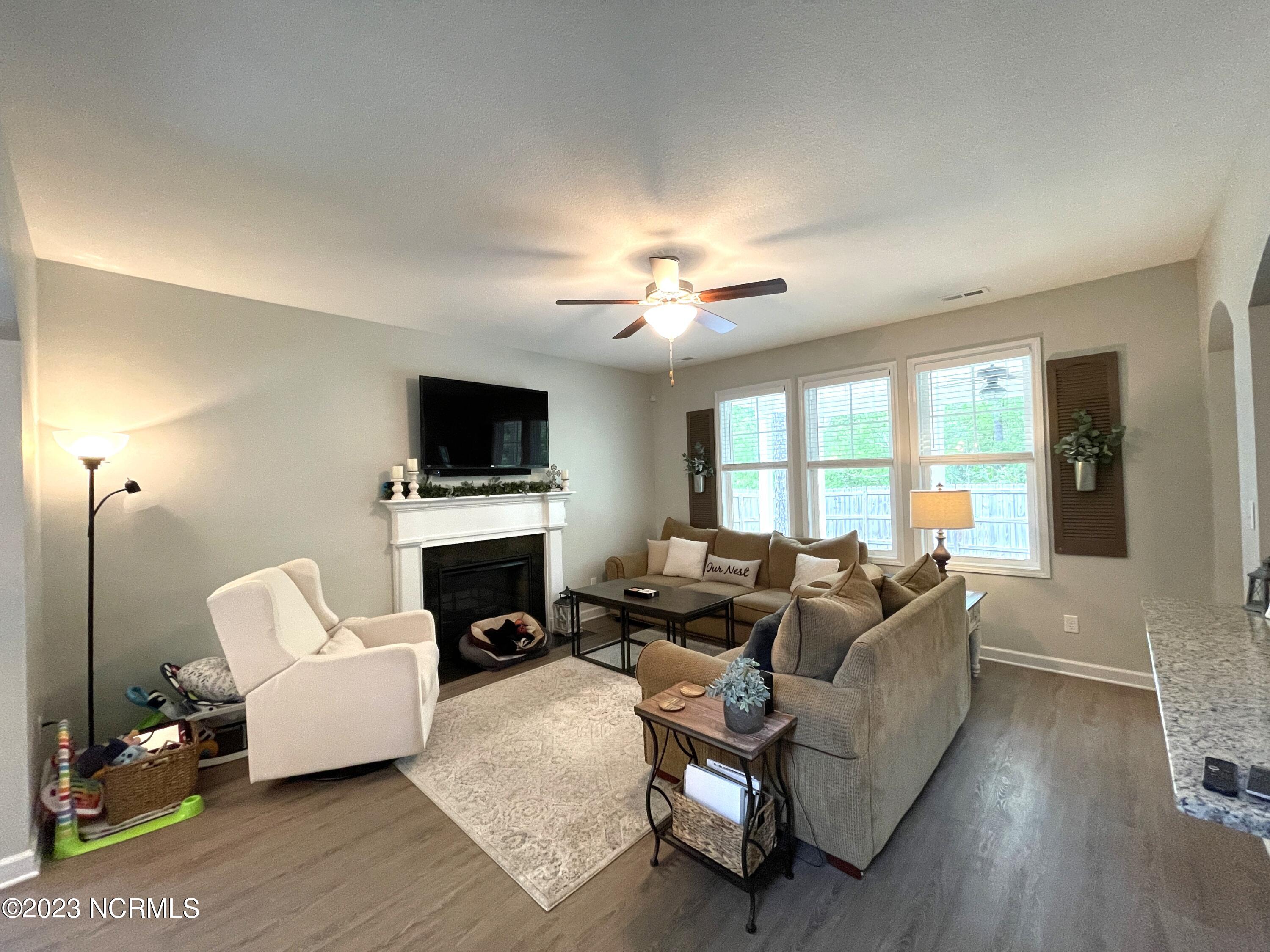 211 Seneca Court Holly Ridge, NC 28445 - Photo 4 of 20