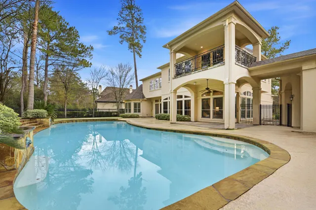 $8,800 | 30 North Palmiera Circle, The Woodlands, TX 77382