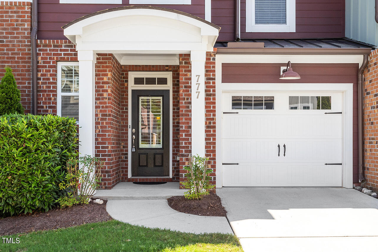 777 Fallon Grove Way Raleigh, NC 27608 - Photo 2 of 34 777 Fallon Grove Way_02