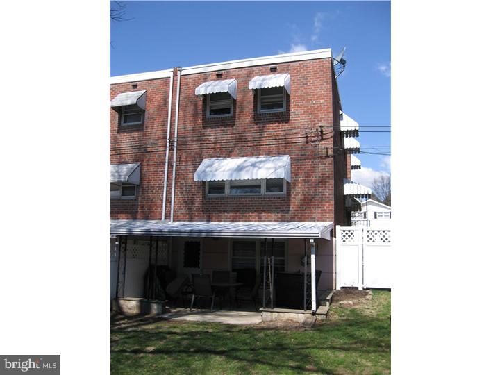 624 Renz Street Philadelphia, PA 19128 - Photo 5 of 18 Exterior Back