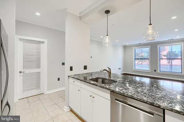 $309,900 | 2007 Clipper Park Road, Unit 112, Baltimore, MD 21211