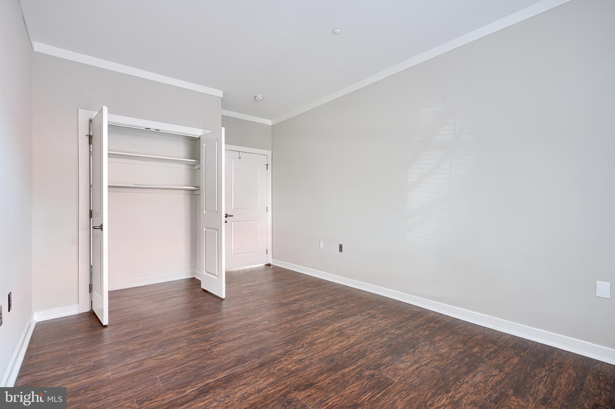 2007 Clipper Park Road, Unit 112 Baltimore, MD 21211 - Photo 12 of 36