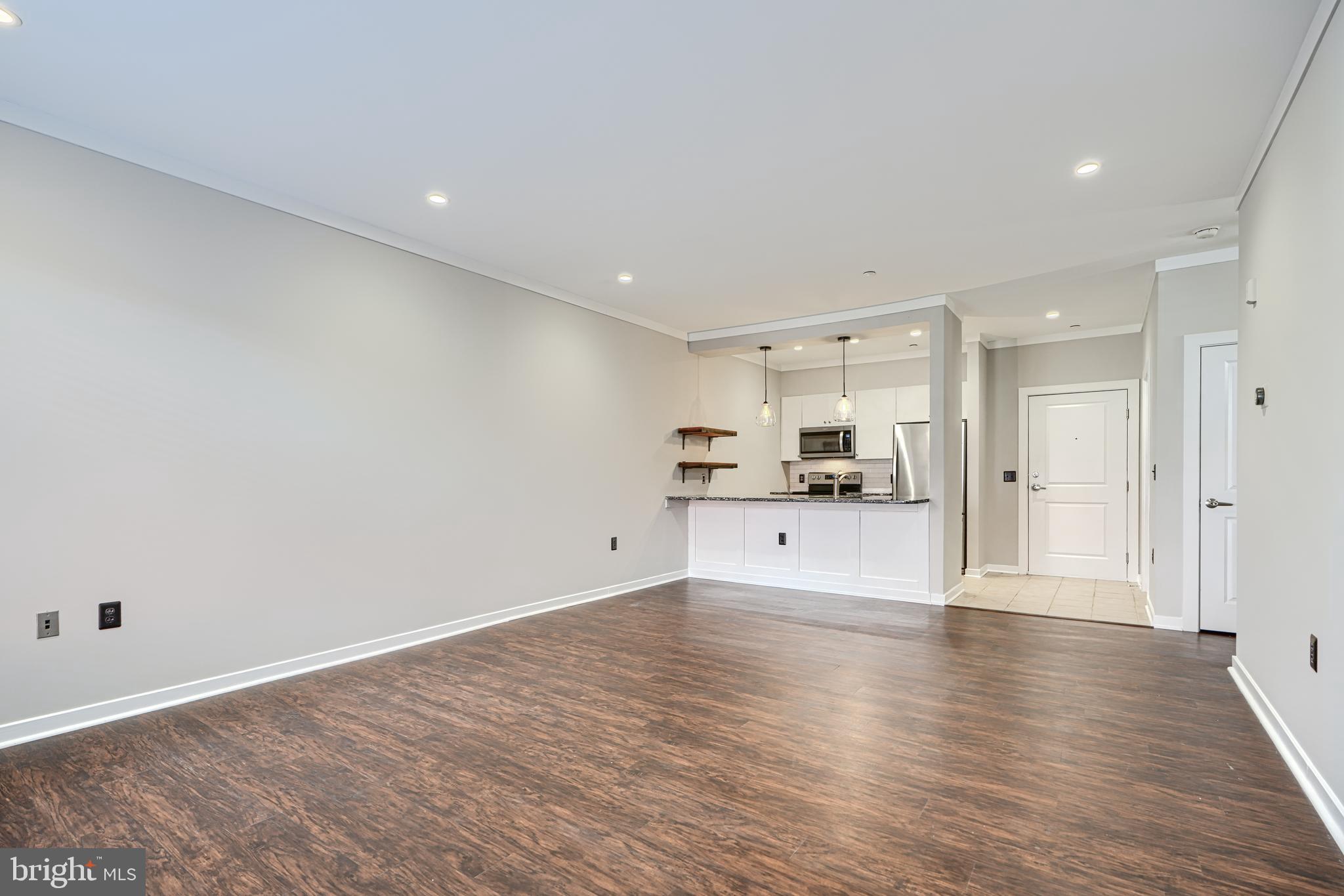 2007 Clipper Park Road, Unit 112 Baltimore, MD 21211 - Photo 7 of 36