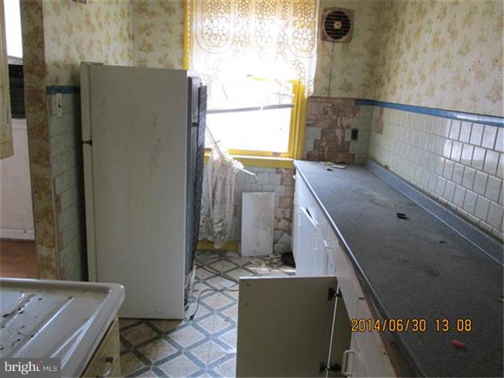 5226 Rorer Street Philadelphia, PA 19120 - Photo 6 of 9