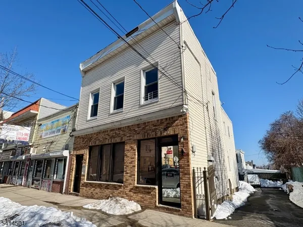 $2,300 | 28 Davis Avenue, Kearny, NJ 07032