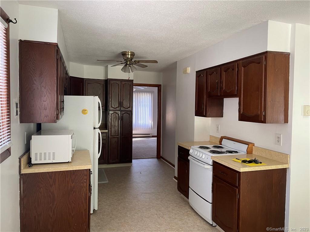 59 Foxon Road East Haven, CT 06513 - Photo 4 of 8 Kitchen