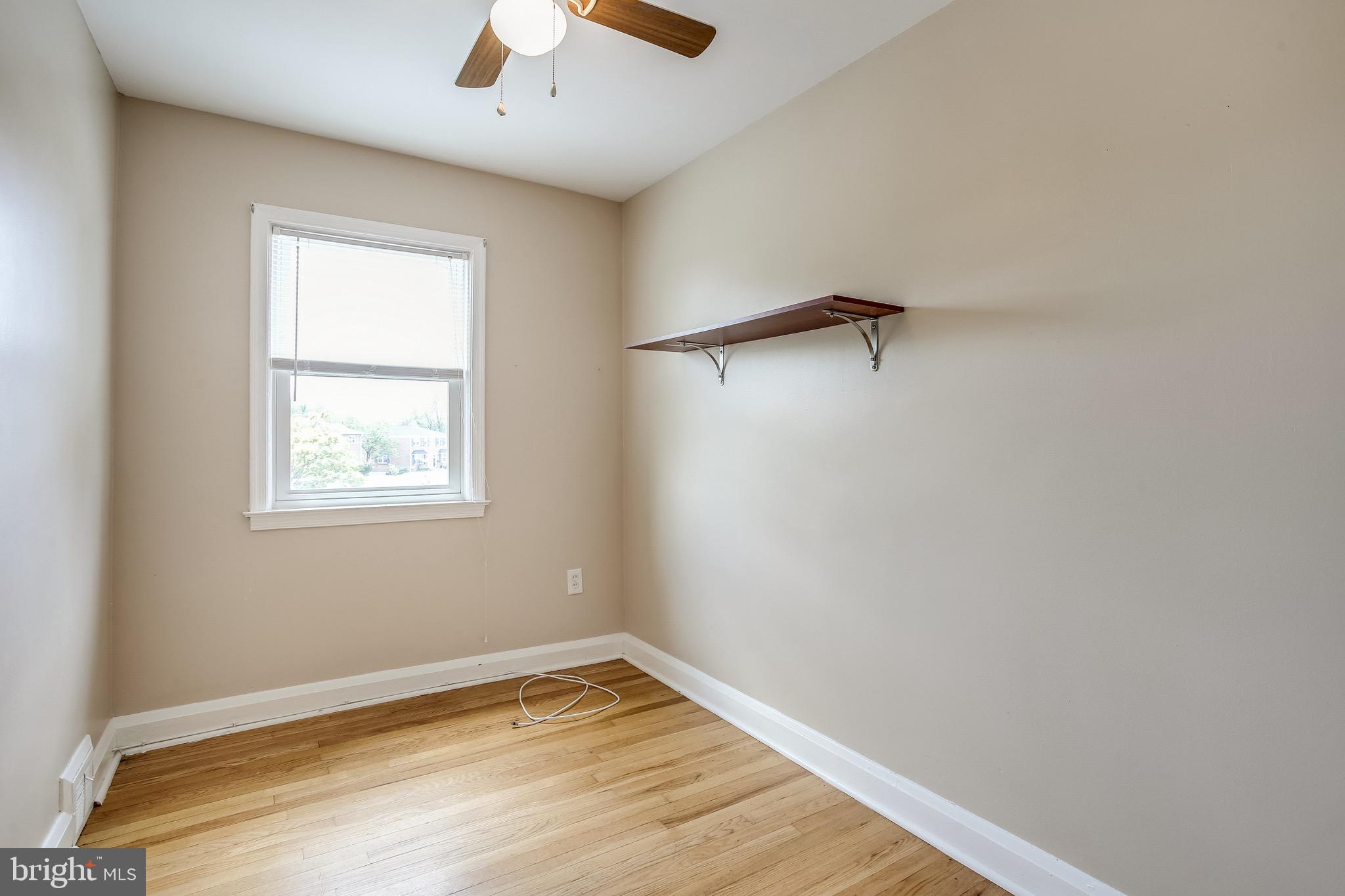 1058 Downton Road Baltimore, MD 21227 - Photo 20 of 31