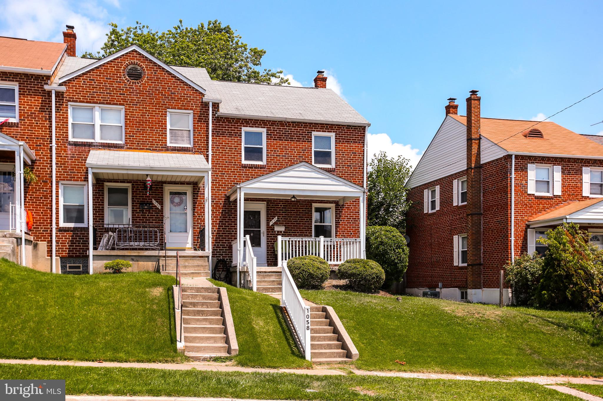 1058 Downton Road Baltimore, MD 21227 - Photo 3 of 31