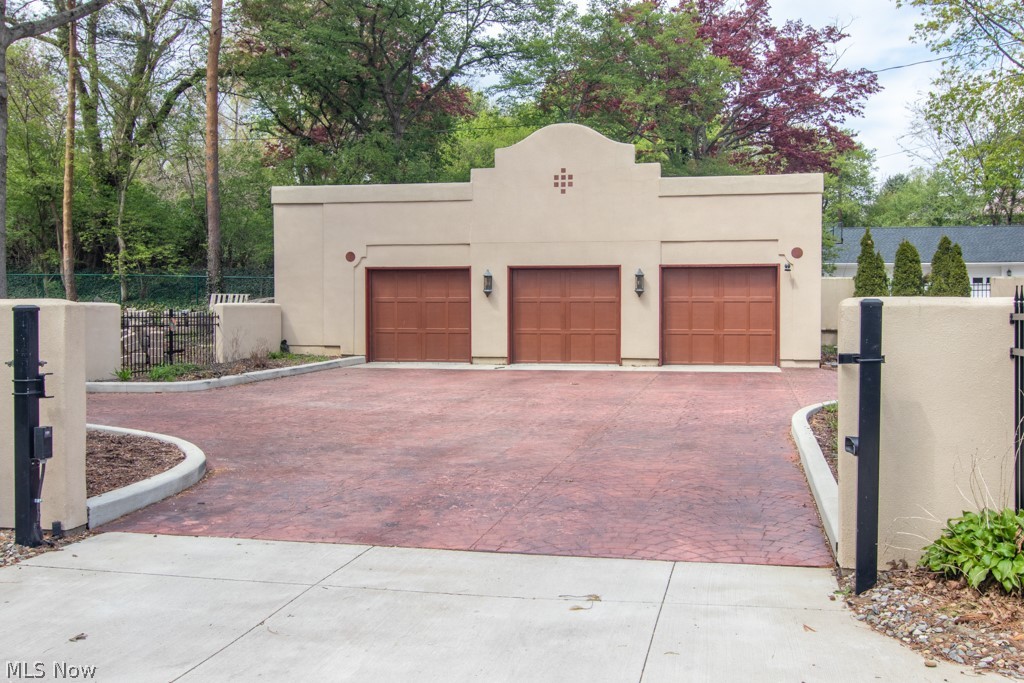 844 Merriman Road Akron, OH 44303 - Photo 32 of 34 Oversized 3 car garage.