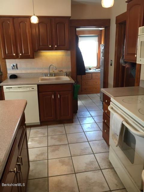 238 State Road North Adams, MA 01247 - Photo 15 of 22 IMG_4809