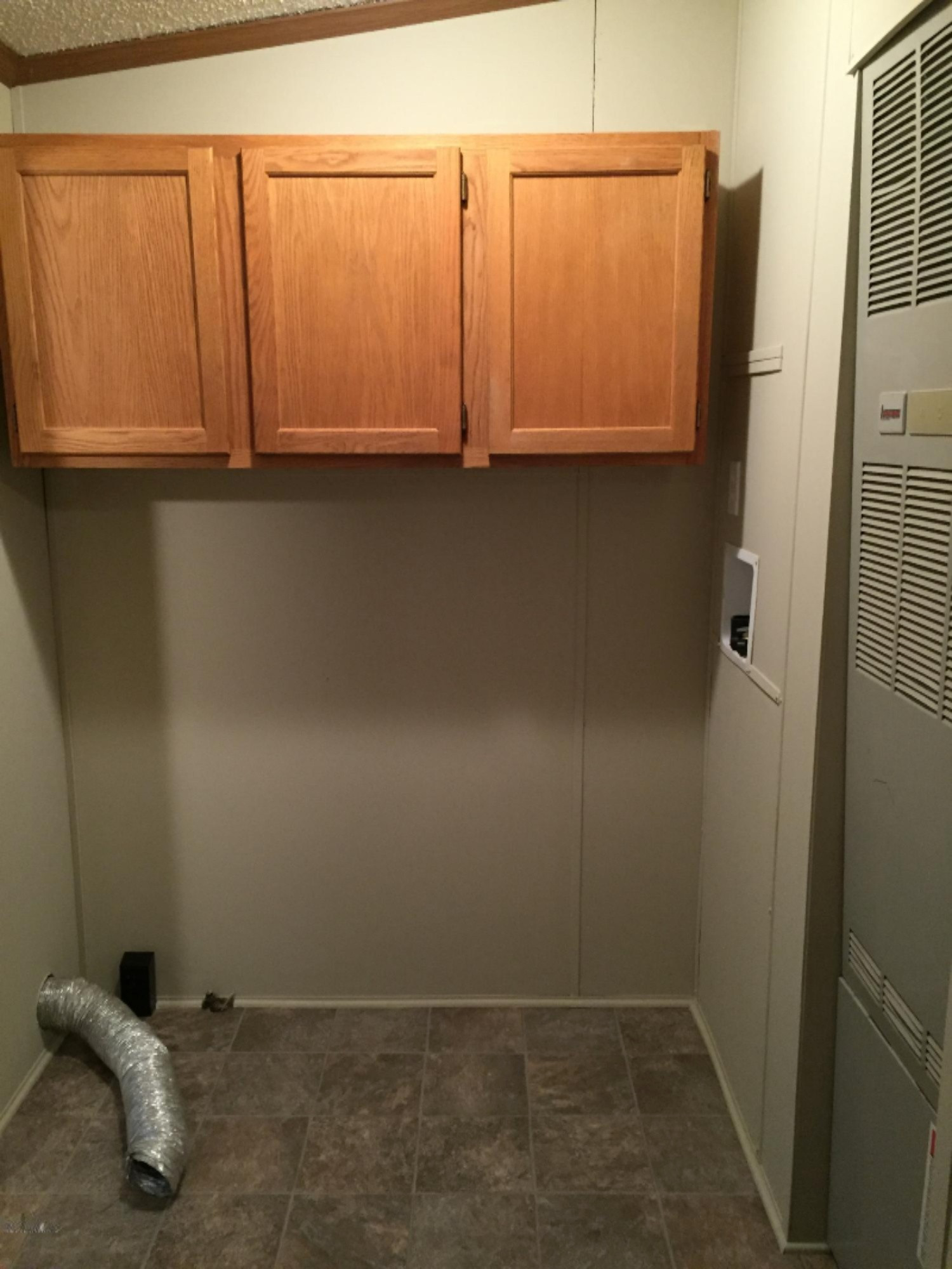 2085 Simonelli Road Muskegon, MI 49445 - Photo 17 of 17 Laundry