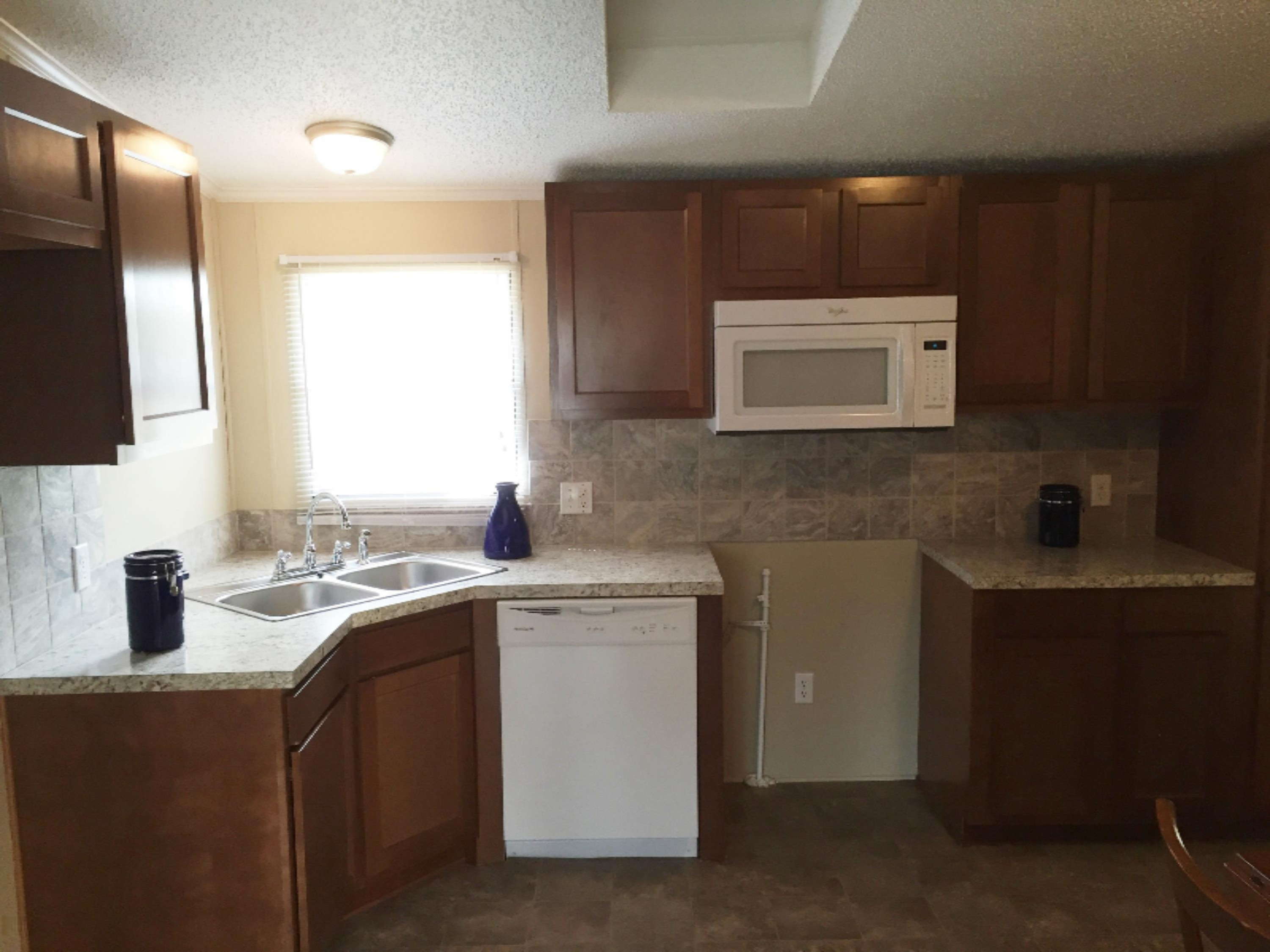 2085 Simonelli Road Muskegon, MI 49445 - Photo 8 of 17 Kitchen