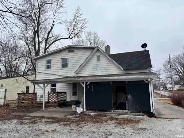 $93,900 | 302 East Murray Street, Macomb, IL 61455