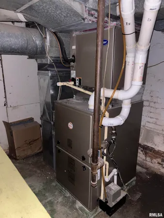 $93,900 | 302 East Murray Street, Macomb, IL 61455