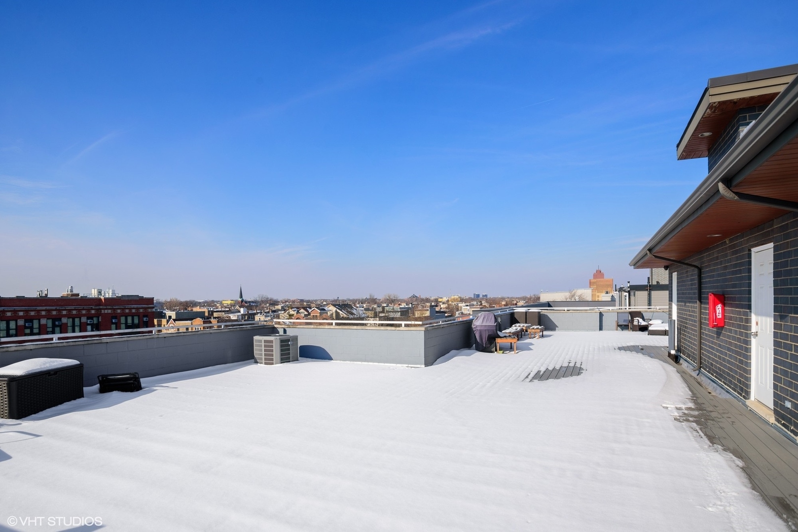 2408 West Rice Street, Unit 203 Chicago, IL 60622 - Photo 14 of 17 a view of city and ocean