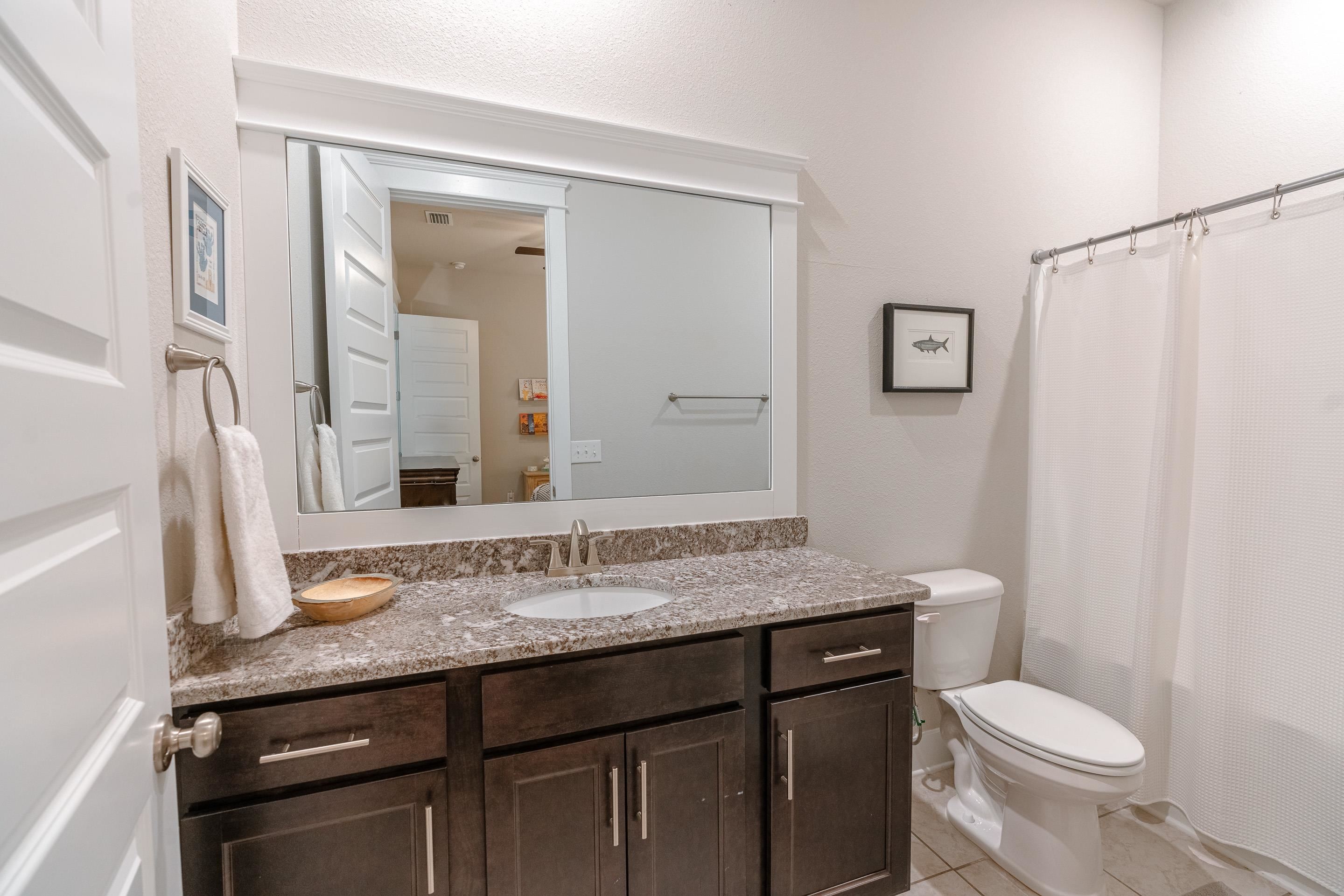 328 Nandina Loop Fairhope, AL 36532 - Photo 25 of 44 Bathroom