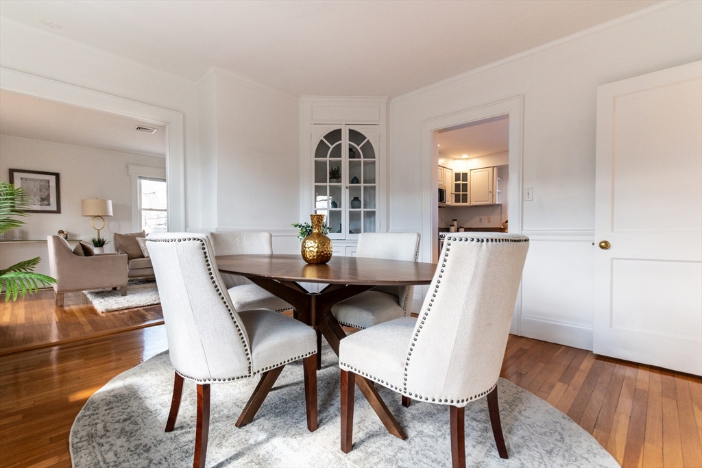 56-58 Cloverdale Road, Unit 56 Newton, MA 02461 - Photo 6 of 18 Gallery Image 6