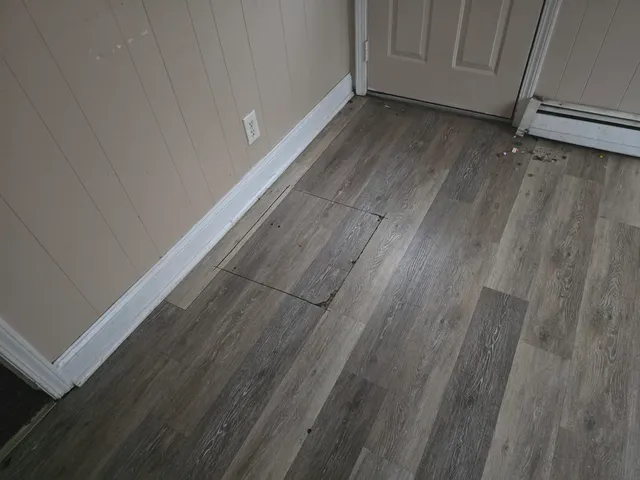 $90,000 | 21706 Rausch Avenue, Eastpointe, MI 48021