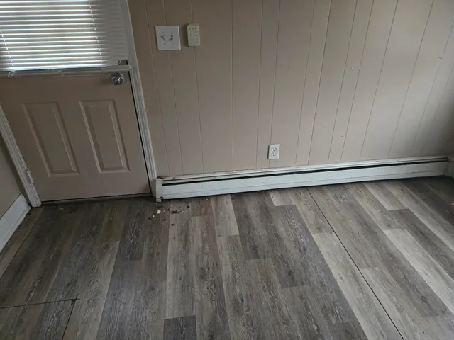 $90,000 | 21706 Rausch Avenue, Eastpointe, MI 48021