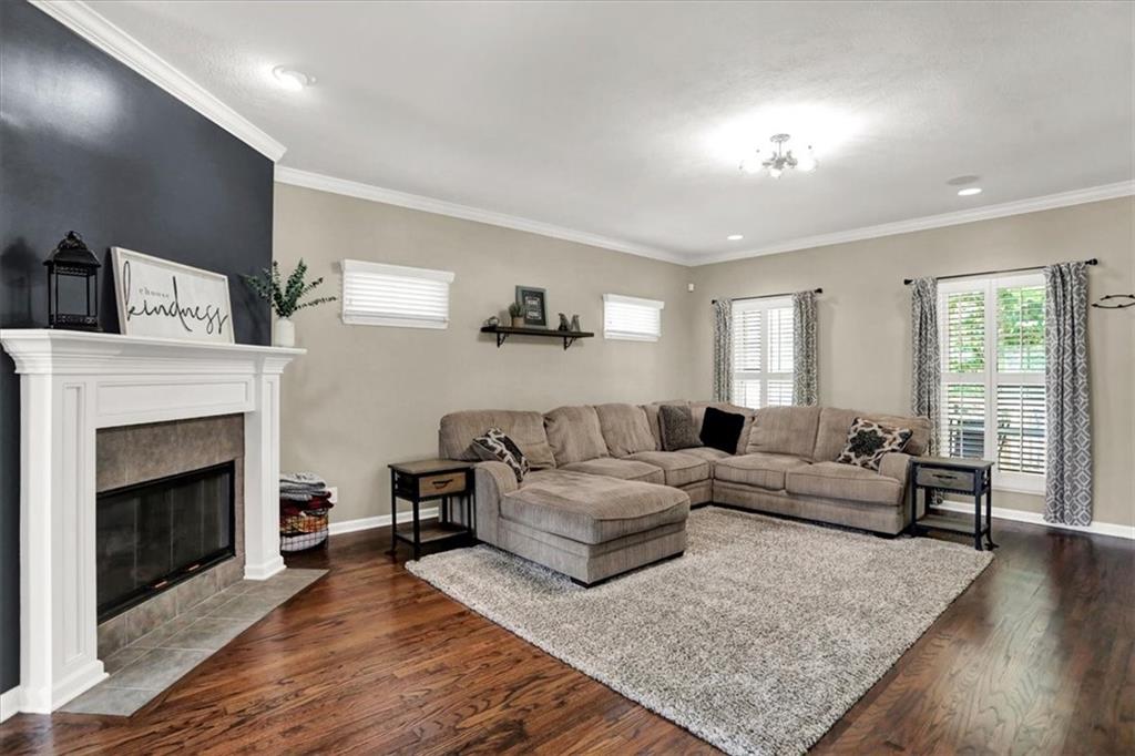 2047 Rhettsbury Street Carmel, IN 46032 - Photo 10 of 48 Gallery Image 10